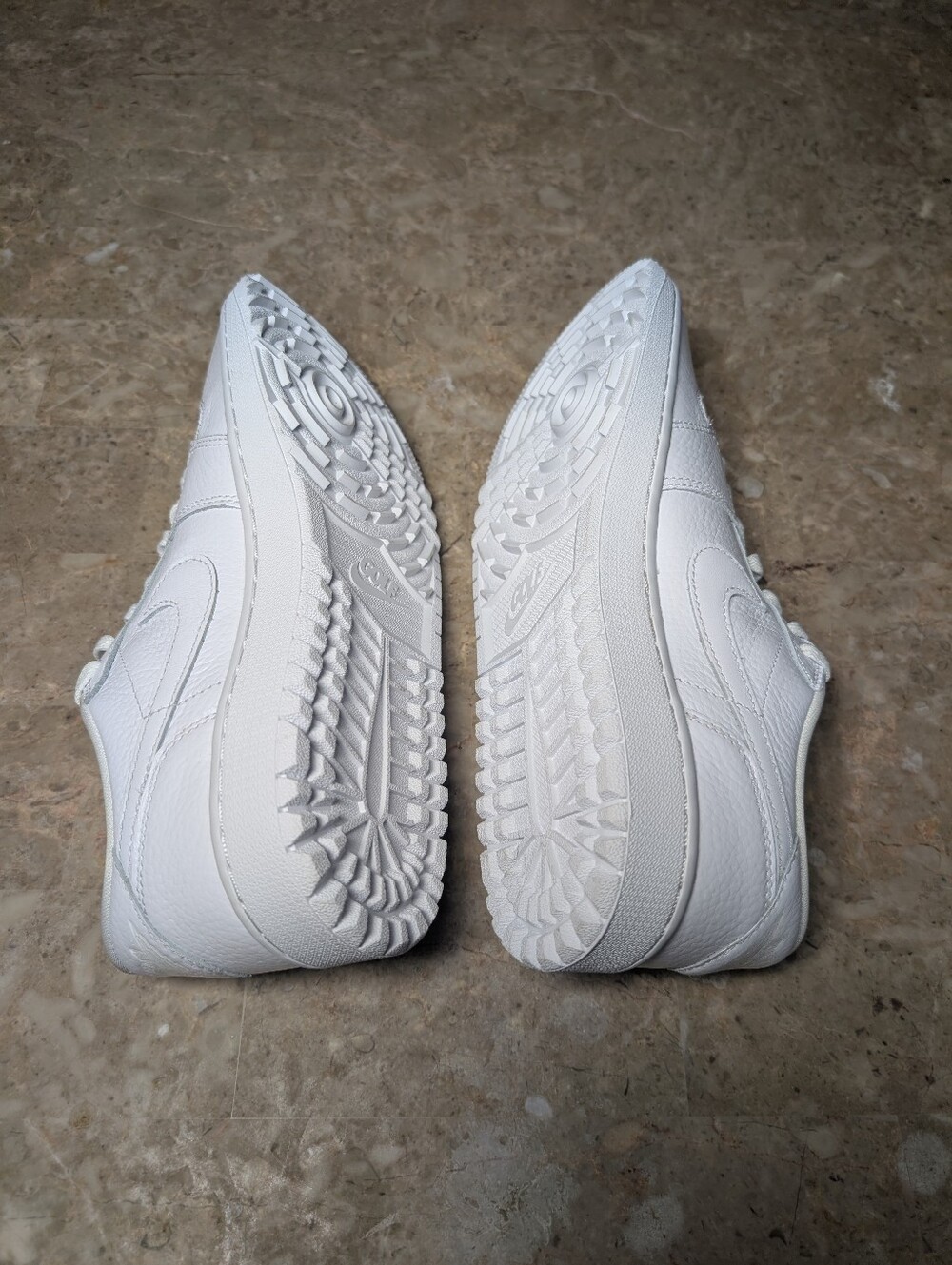 Nike Air Jordan 1 Low GS (2022) Golf Triple White #DD9315-101 Men's Size 10 - Picture 6 of 12